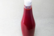 【ステルス値上げ】ケチャップ容器がいつの間にかほっそり...1本105g減　メーカーと生産者取り巻く厳しい現状