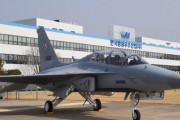 ポーランド軍総司令部、製造された韓国製FA-50軽戦闘機の画像を公開…垂直尾翼には国籍標識も！