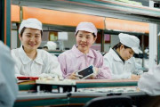海外「iPhone大手メーカー、フォックスコンが『中国の世界の工場としての日々は終わった』と発言」