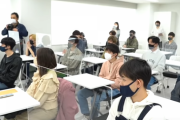 【地獄】YouTuber専門学校、定員100名を超える225人が入校…