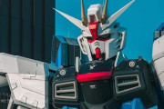 海外「中国でフリーダムガンダムという皮肉」実物大ガンダム立像が上海に登場して話題に