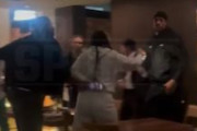 【NBA】デローザンが寿司店で一般人に絡まれ激怒！映像が拡散