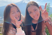 土屋アンナ、香里奈と富士山バックにツーショット　美人コンビにファン歓喜！