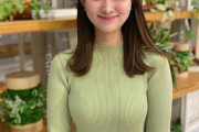 【画像】女子アナさん、強調してしまう