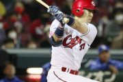 カープ野間、走者一掃タイムリー！矢野の好走塁も絡み3点勝ち越し！！