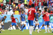 Ｗ杯日本戦会場に旭日旗　韓国メディアが問題視「憂慮していたことが」撤去の様子も報道