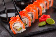 回転寿司ワイ「サーモン！サーモン！ネギトロ！イカ！サーモン！ネギトロ！納豆巻き！イカ！ネギトロ」