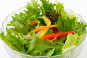 一人暮らし初めて1ヶ月なんだが野菜不足を感じる。お手軽に安く野菜食える方法ねえか？