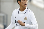 「驚きの退団」中井卓大を放出するマドリーの方針に地元メディアも困惑「最も将来性の高い選手と見なされてきたが...」