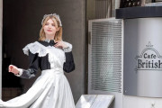 【画像】『本物のメイド喫茶』が見つかる→4万いいね 秋葉原とかにあるやつとは大違いだわ