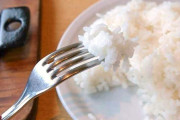 いつの間にか消えた謎マナー「洋食屋ではフォークの背にライスを乗せる」