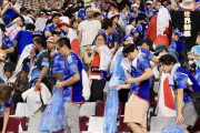 「来た時よりも美しく」日本人サポーター、スタジアムでの“集団ゴミ拾い”が始まった日