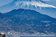 海外「鳥肌が立つほど素晴らしい！日本では火山さえも可愛いんだな！」富士山の写真を見ての海外の反応！