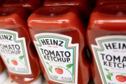 ケチャップは冷蔵庫に入れるべき？ハインツの投稿に賛否 #話題 |  ナポリタンとオムレツ以外に使う機会ある？