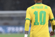 ネイマールが代表背番号「１０」の後継者を指名「僕が辞めたら君のものだ」