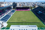 《スタジアムと芝問題》全席屋根付きで密閉型スタンドのガンバ、神戸、京都がピッチの芝のコンディション維持に苦しむ。日照と風通し確保という難題