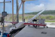 時速100キロ超の固定翼型ドローンで、病院などに薬を届ける長崎五島の「Zipline」。発射シーンがカッコよすぎる