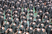 韓国人「あまりにも昔と変わってしまった韓国の軍隊の食事時間」