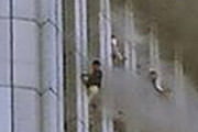 【忘れるな】911でビルの上階に取り残された人達「クッソ…もう降りられん…ええいままよ！