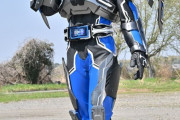 【悲報】仮面ライダー555さん、ポリコレに屈して女ライダーを出してしまう