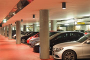 EV車の普及で立体駐車場が崩落するリスク「事故が起きるのは時間の問題」