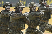 韓国軍、来年初めにも兵士と幹部の頭髪規定を統一…兵士に頭髪の選択権！