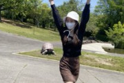 部員紹介⑩は政治経済学部3年の本田真凜さん！特技は麻雀（アプリの）で好きな役は天和！単位取得とスケートに全力投球！やっぱり明治がナンバーワン！
