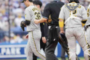 【阪神】浜地真澄「右下肢の張り」で抹消見通し　８回に投球直後に顔しかめベンチに戻り一時治療