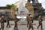 フランス軍「国民のために尽くす」…約4万人の陸海空軍人がパリオリンピック警備の治安部隊を支援！