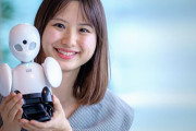 海外「日本はロボットを開発しながらもFaxを使う不思議な国」分身ロボット”Orihime”が外国人の間で話題に