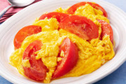 【画像】中華料理の卵とトマトの炒め物、美味すぎる