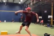 【動画あり】全米驚愕の19歳左腕が早くも“大谷超え”？　自己最速166キロ投球動画を投稿