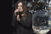 「ヘヴィメタルの帝王」オジー・オズボーンさん死去　家族に見守られ、愛に囲まれながら　2019年からパーキンソン病、今月初旬に“最後の公演”
