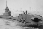 【艦これ】イギリス潜水艦ってめっちゃガミラスチックなデザインですき