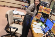 【乃木坂46】川﨑桜、本日のレザースカート姿がセクシー