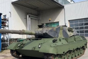 これが一番かっこいい…デンマーク供与のレオパルト1A5戦車がリペイント！