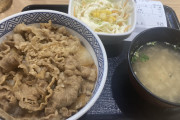 腹減ったけどうどんと牛丼どっちがえぇ？