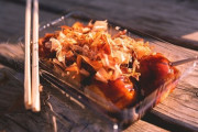 祭りガキワイ「屋台は焼きそばにタコ焼きに綿あめに… 」