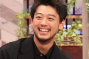 イケメン俳優・竹内涼真さん、うっかり公式アカウントで性的な裏垢男子をフォローしてしまい大騒ぎに　→　竹内さん「乗っ取りか誤タップか調査中です」