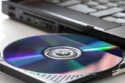 デスクトップPC買うんやが、CD読み取り内蔵したほうがええか？