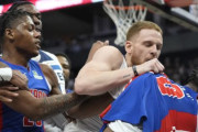【NBA】MIN-DET戦で近年最大規模の乱闘勃発！合計7名が退場の大荒れ展開