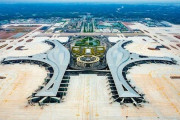 中国の巨大な空の玄関、成都天府国際空港が正式に開港！