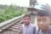 インドの陽キャ「走ってくる電車と写真撮ろう」→パルクール失敗