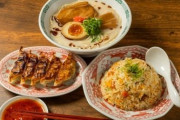 【悲報】客「これ頼んだのより高いセットやんけ」店員「食べて」客「はあ…」店員「食べたなら払って」