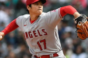 【悲報】大谷翔平が寄付したグローブ、教育現場では迷惑だった…教師「震災の被災地に古着送るようなもん。寄付は現金でくれよ」