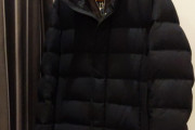 【画像】定価30万のダウンジャケット買ってしまったんだが....