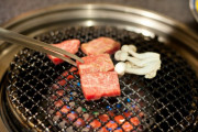 でも、肉とまったく同じ味の代用肉が開発されて肉より安く売られたら