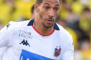 札幌、元英代表FWジェイの2発で鹿島に4-2勝利　DAZN中継の練習試合は白熱の打ち合いに