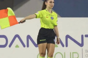 【画像】サッカー女子審判、プライベートではえちい写真をあげまくってしまうｗｗｗ