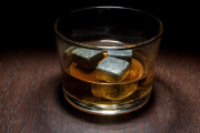 ウイスキーって別に角でも十分すぎる件・・・・・・・・・・・・・・・・・・